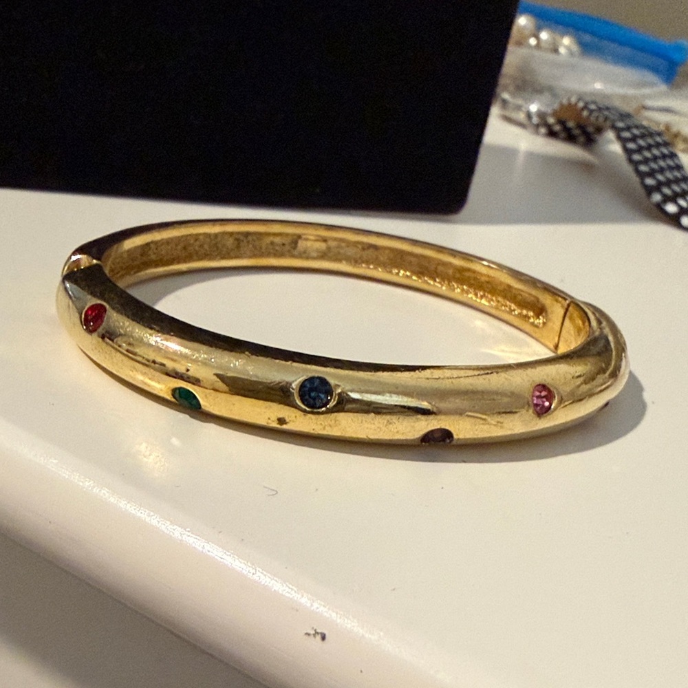 Elegant Gold Bangle with Multicolor Gemstones Preowned